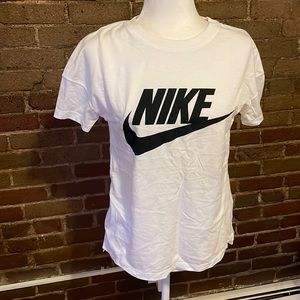 Nike Tee